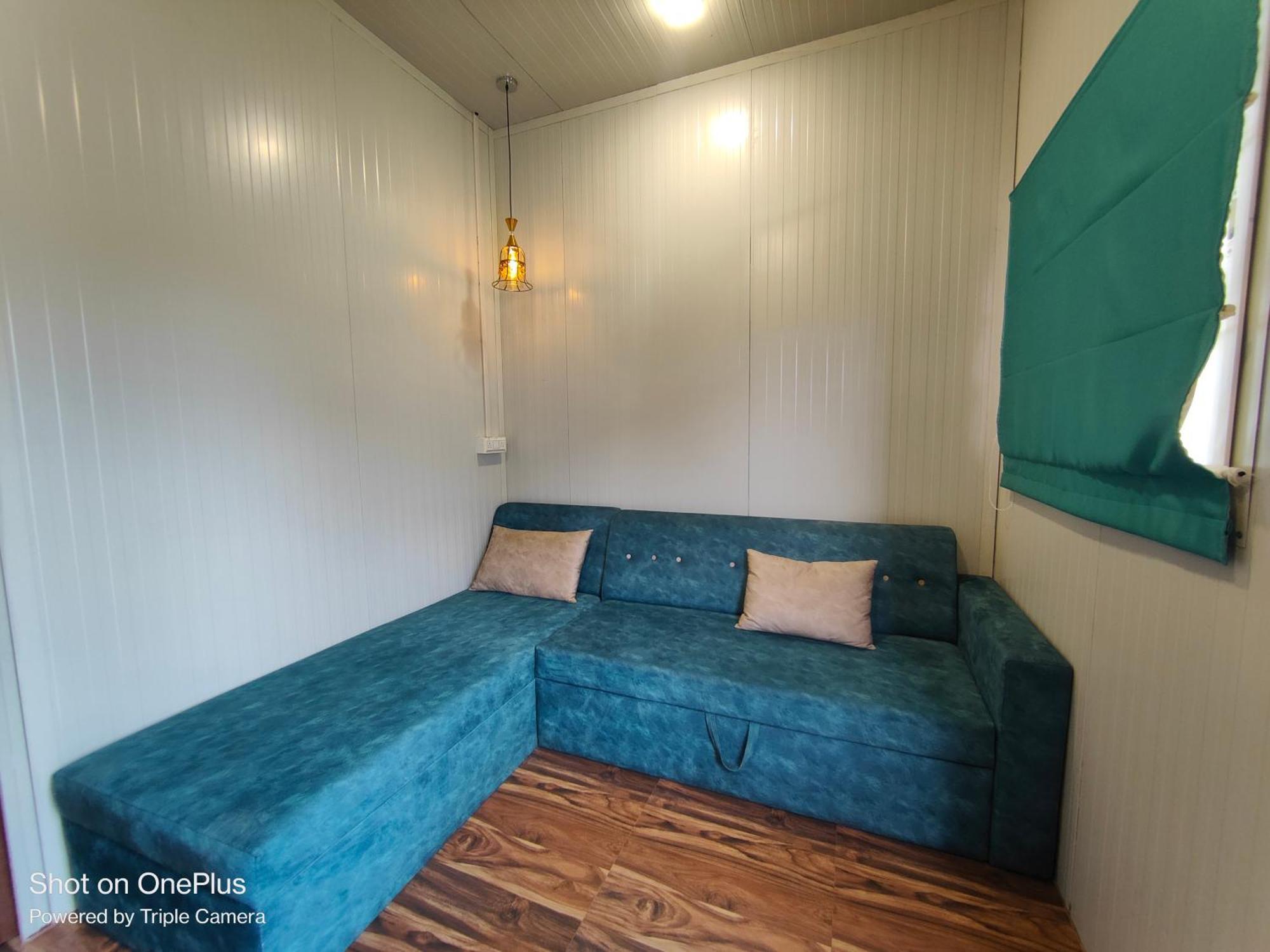 Vss Lawns & Resorts Llp Shahada エクステリア 写真